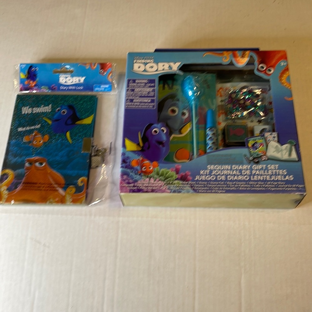Disney Pixar Finding Dory Bundle NEW